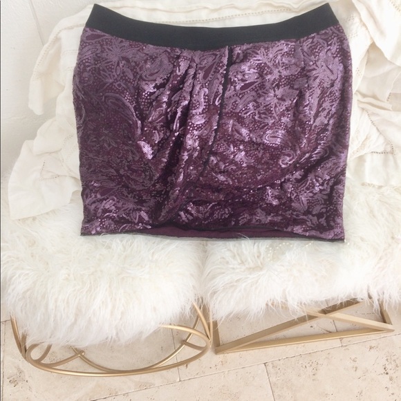 Stylin’- NWT Gorgeous purple sparkly skirt! - Picture 1 of 5